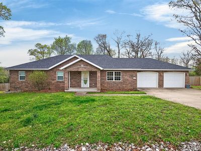 21111 Larson Rd
