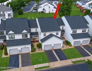 84 Chestnut Way