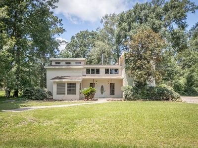 Property at 13119 Live Oak Ln, Dayton, TX