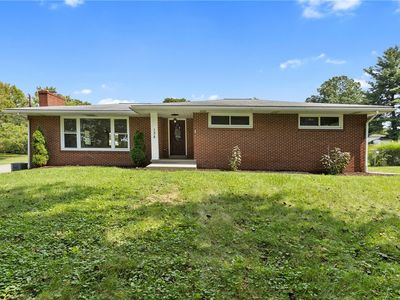 138 W Sunbury Rd