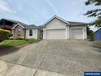 2067 Alex Ave SE