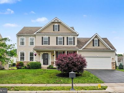 18 Oyster Bay Dr