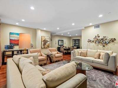 130 N Swall Dr APT 102