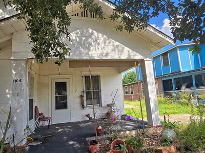 1104 Maltby St
