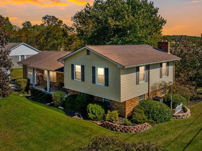 Property at 10 Madonna Dr, West Union, OH