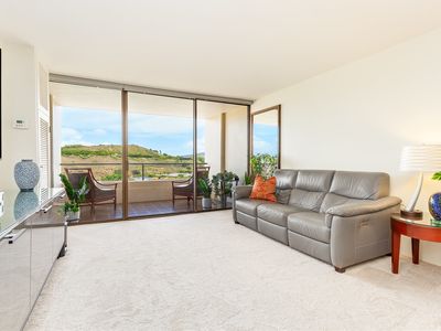 1717 Mott Smith Dr APT 2304