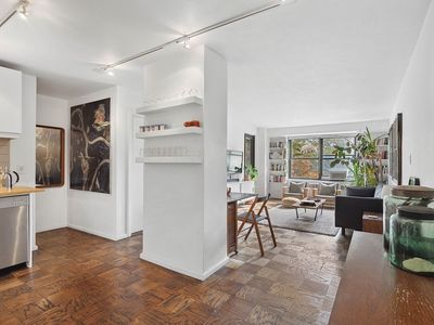 266 Broadway APT B207