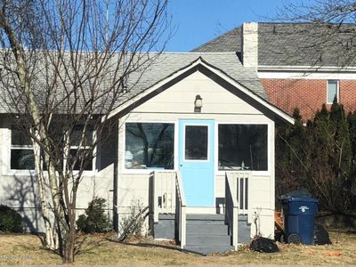415 W Lincoln Avenue