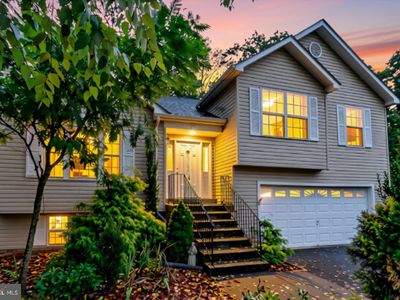 53 Bloomington Ln