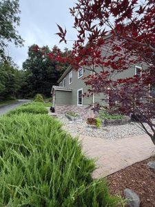 10 Dixon Rd