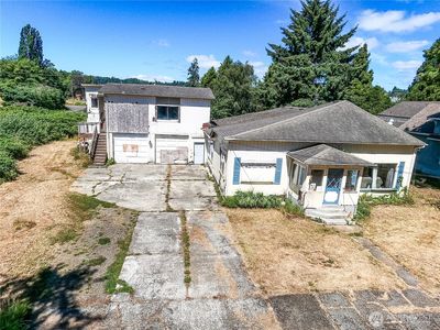 816 6th Street