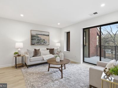 1020 N Stafford St APT 202
