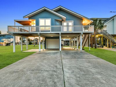 4123 Pelican Ln