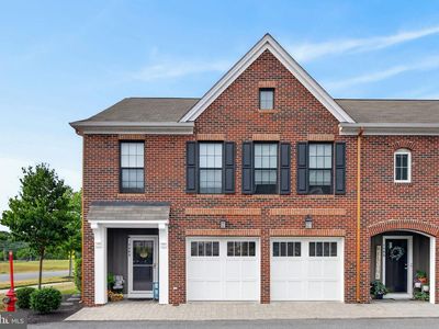 1403 Woolford Way