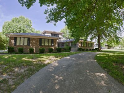 925 Quail Creek Dr