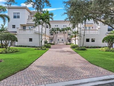 558 Avellino Isles CIR #14102