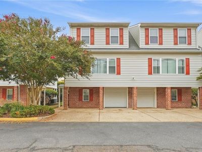 8550 Tidewater Dr APT J1