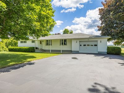 4151 Main St