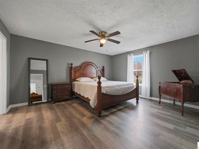 593 Hollis Thomas Rd