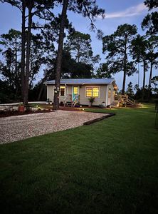 40 Lakeview Dr