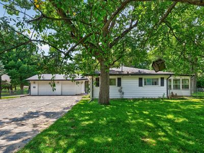13776 Beaver Dr