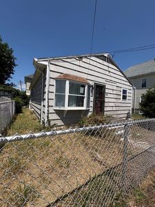61 Taber St