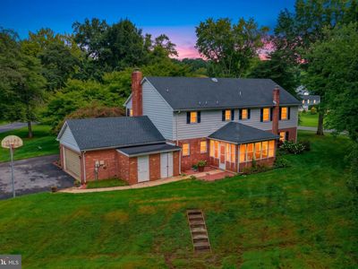301 Caravel Dr