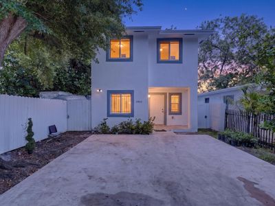 2902 NW 44th Street