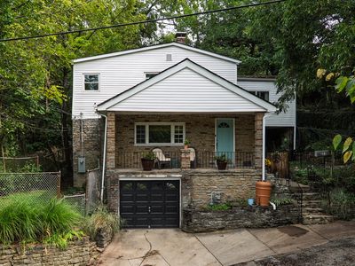 31 Delta Ave