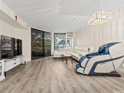 60 N Beretania St APT 204