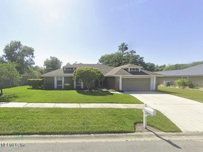 9088 COTSWOLD Way