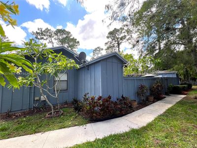 Property at 1077 Goldenrod Rd, Wellington, FL