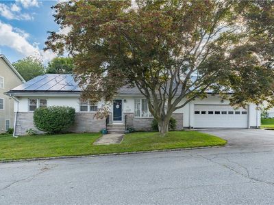 23 Penrose St