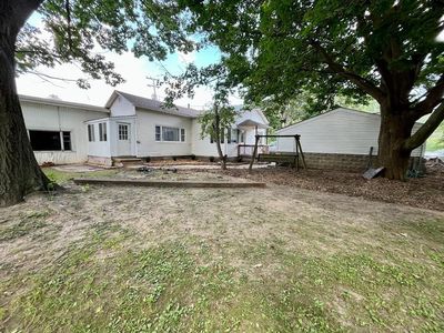 122 N Main St