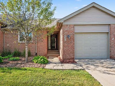 637 Bristol Dr