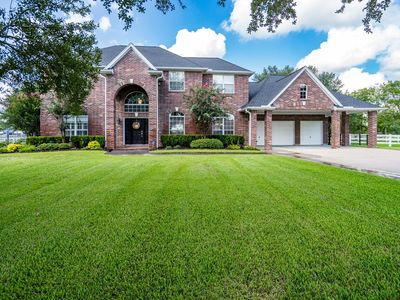 20303 Stone Lake Cir
