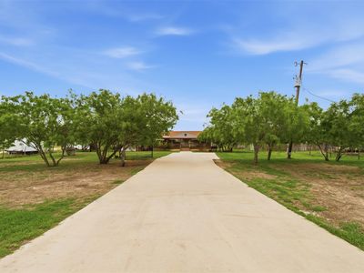 Property at 345 Morning Mist, Lockhart, TX