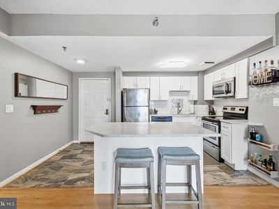 24 Courthouse Sq APT 306