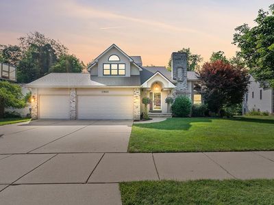 11688 Woodspointe Dr