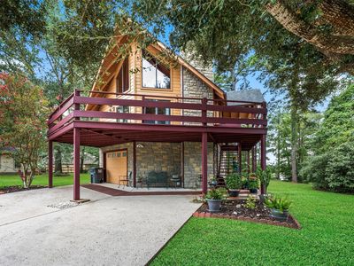 8 Sunny Hill Dr