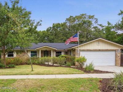 1564 OAK RIDGE Drive W
