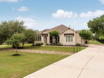 530 Hawthorne Loop
