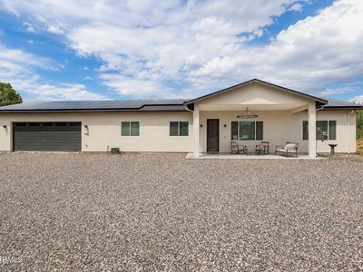 1002 E DESERT JEWEL Drive
