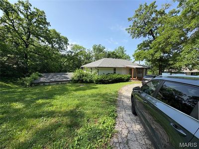9600 Grandview Rd