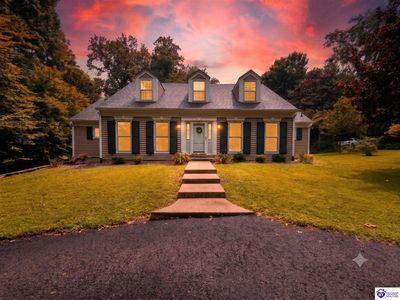 717 Sunrise Ln