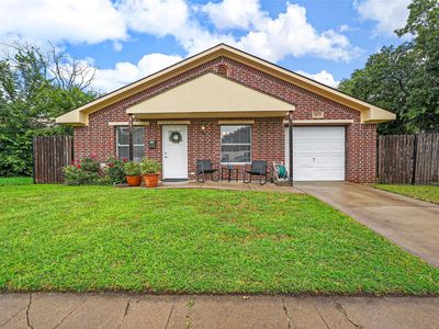 2833 Gordon Ave