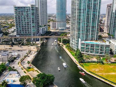 31 SE 6th St APT 1102