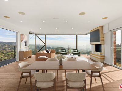 6960 Pacific View Dr