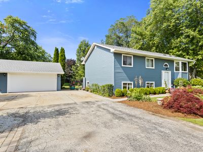 Property at 3412 Crescent Ave, Gurnee, IL