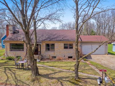 1107 Grosse Rd